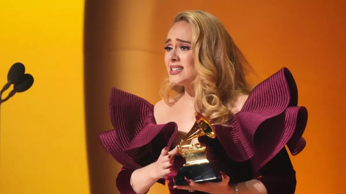 Adele: The singer reveals she is battling with an unpleasant health ...