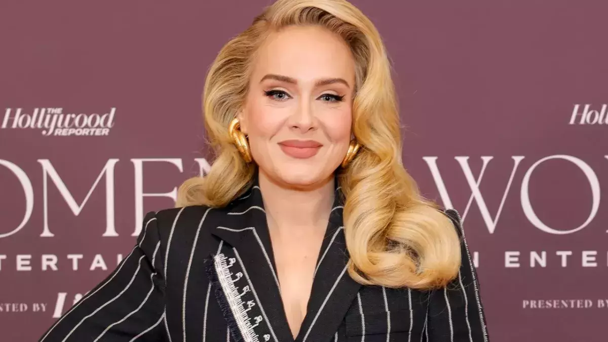 Adele reveals partially deaf consequences health concerts Munich tour