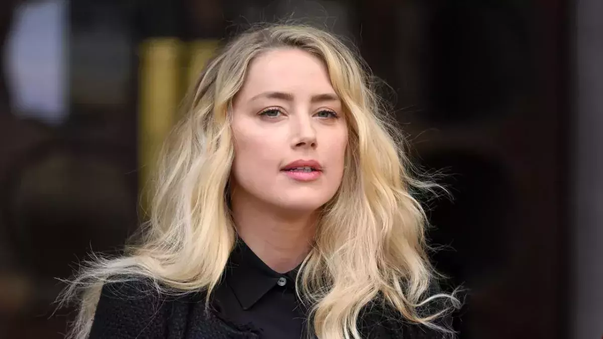 Amber Heard reveals who really defecated in Johnny Depp’s bed