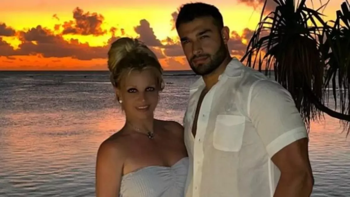 Britney Spears and her fiancé Sam Asghari reveals they have lost their baby