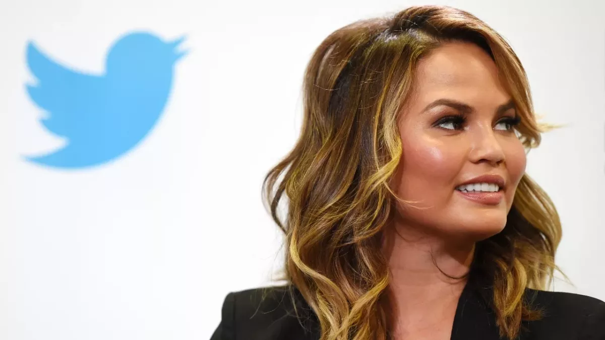 Chrissy Teigen Quits Twitter