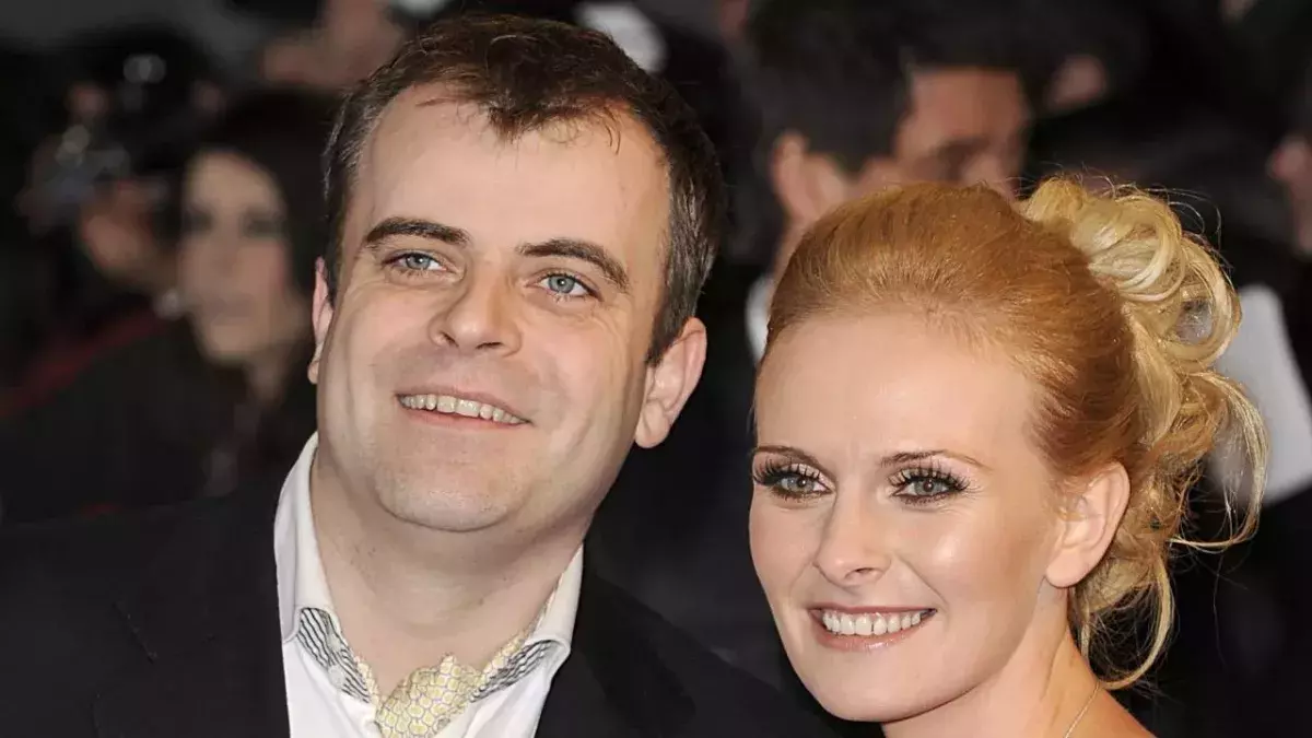 Coronation Street Simon Gregson sell home debt