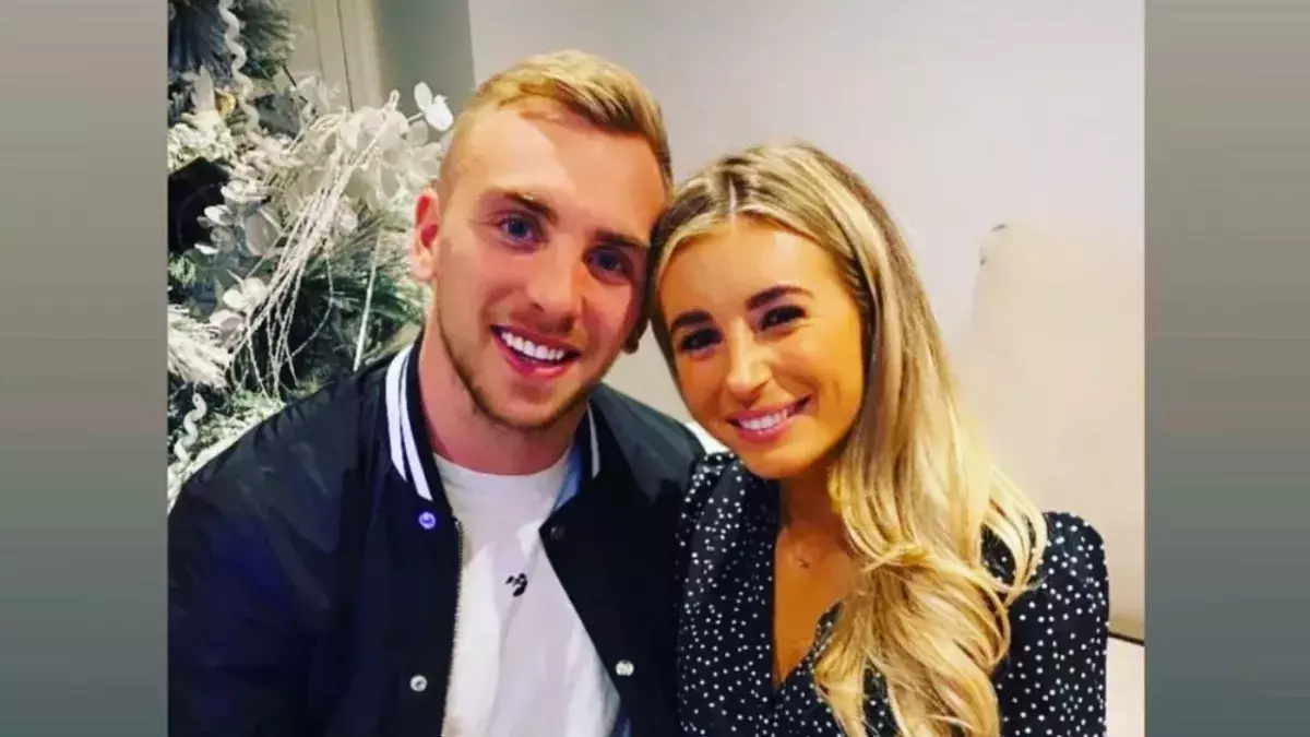 Dani Dyer goes Instagram official with new footballer boyfriend