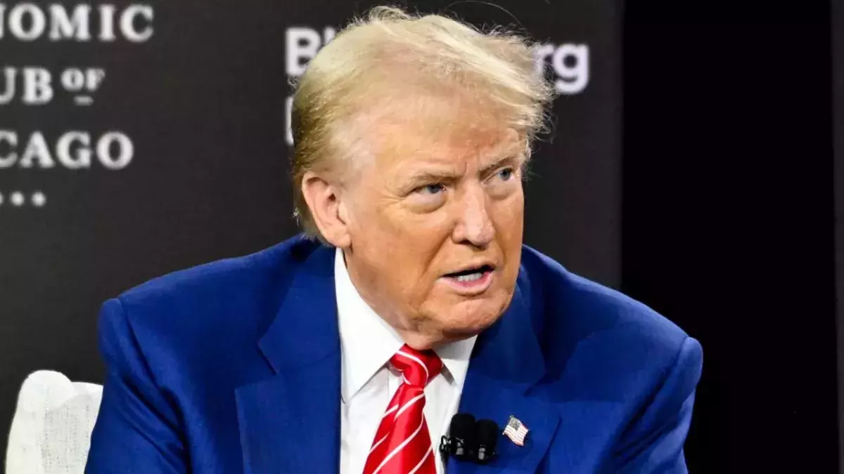 Donald Trump defends 'rambling' in speeches, calls it the weave