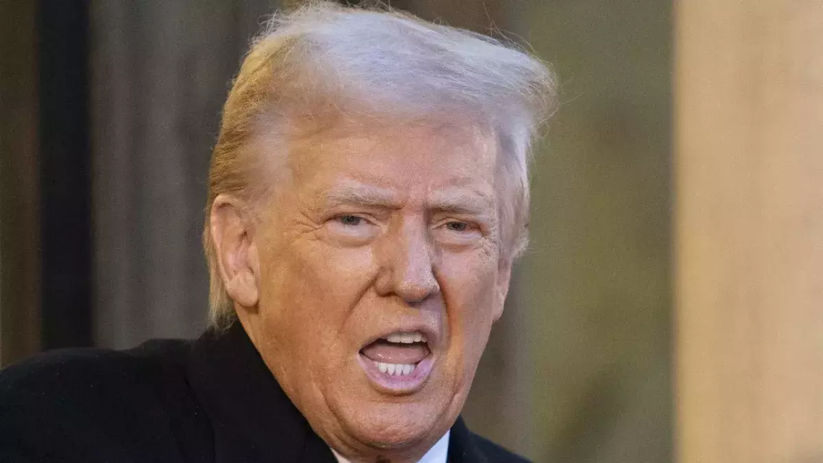 Donald Trump going viral new hairstyle hat hair video