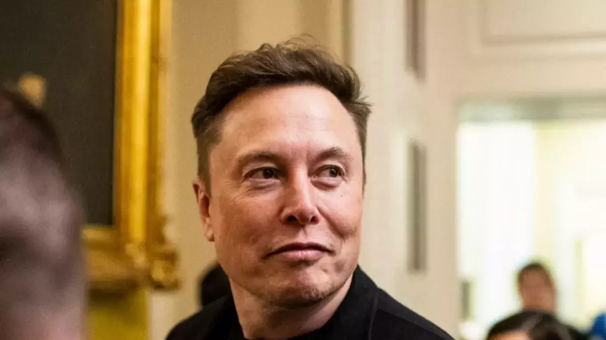 Elon Musk father Errol claims brother smarter baby mothers USA