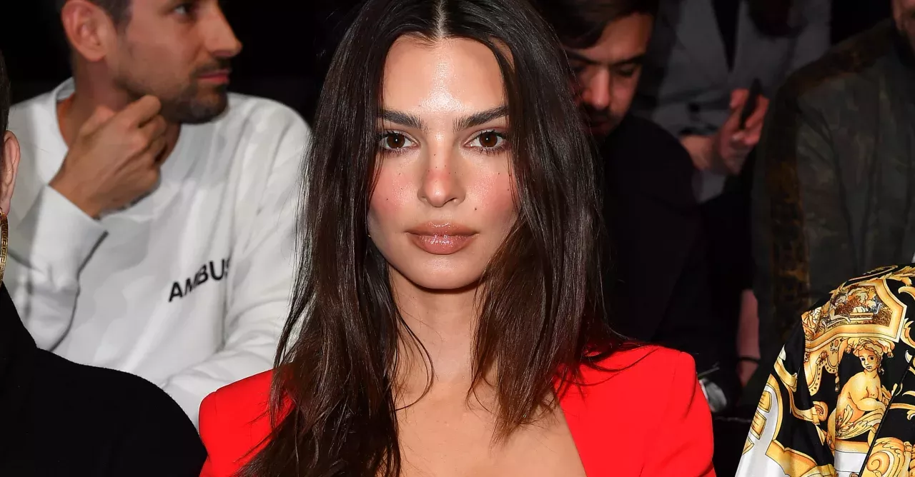 Emily Ratajkowski