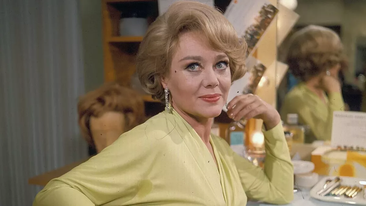 Glynis Johns death