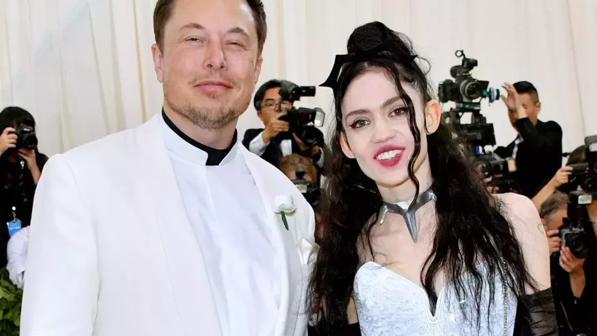 Grimes Elon Musk begged children offline social media USA