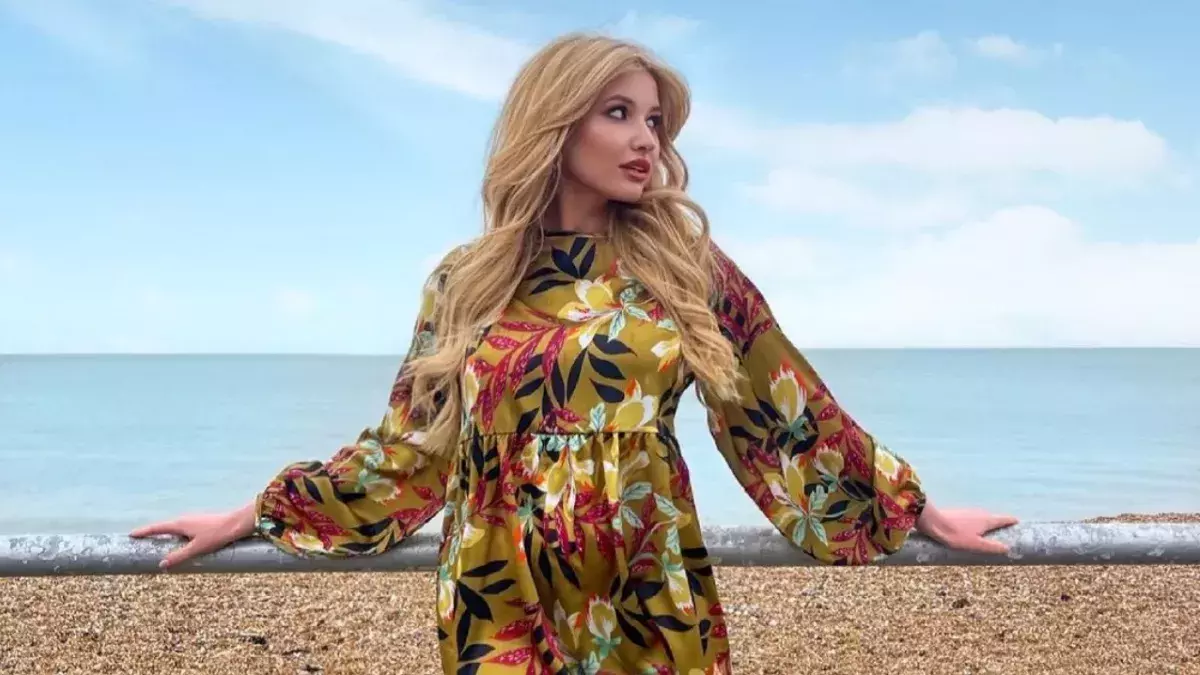 Love Island Amy Hart