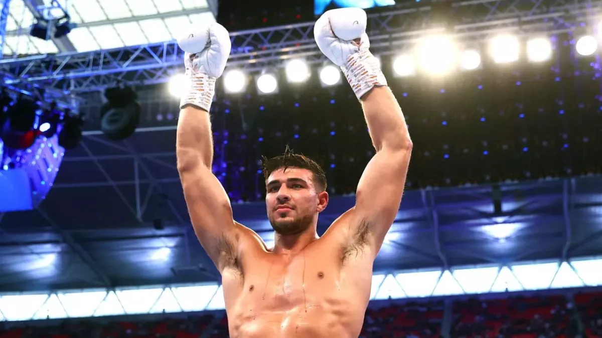 Love Island’s Tommy Fury dedicates the biggest win of his life to Molly-Mae and Bambi