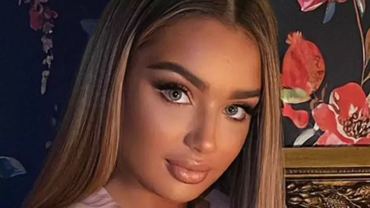 Lucinda Strafford opens up about ‘weird’ DMs