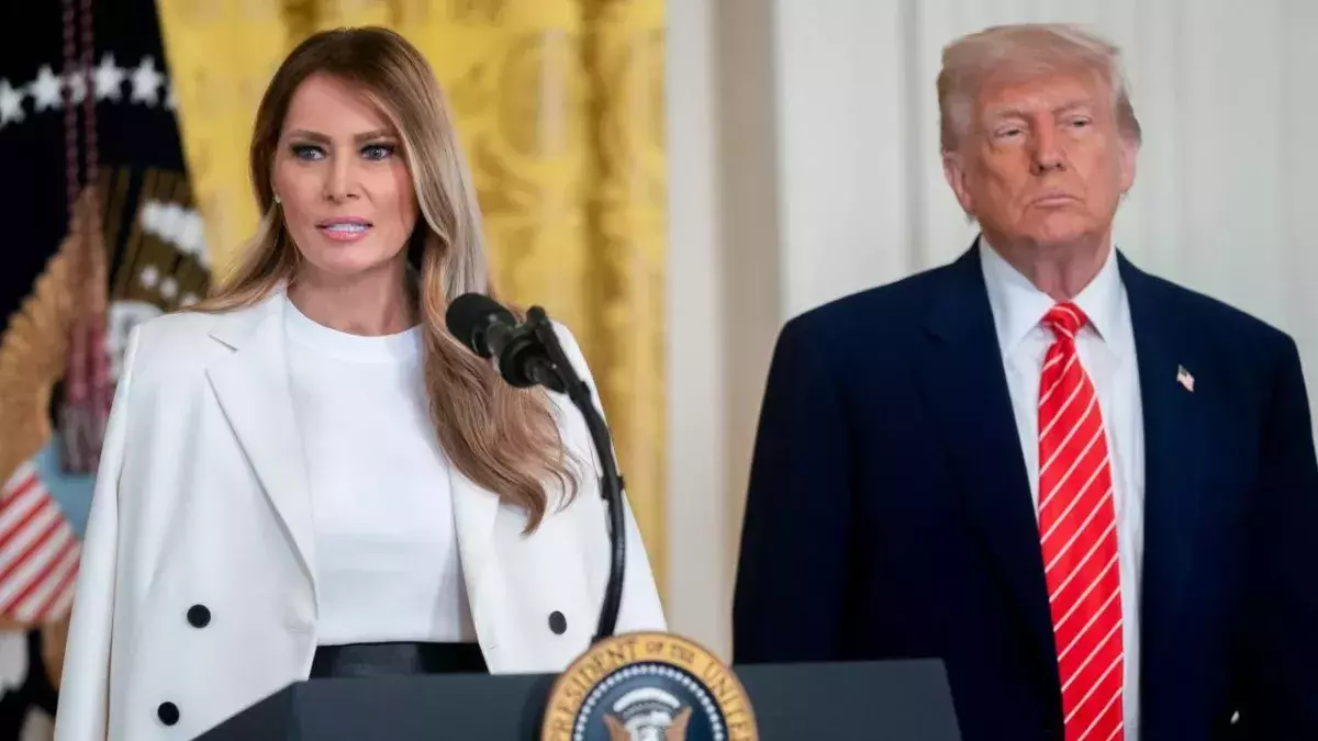 Melania Trump signs bill