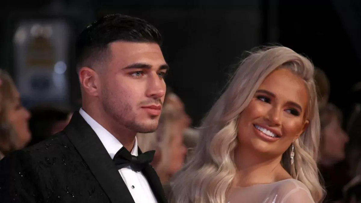 Molly-Mae celebrates Christmas alone as Tommy goes to his family