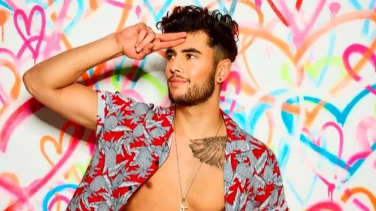 Niall Aslam: This is what the former Islander looks like now