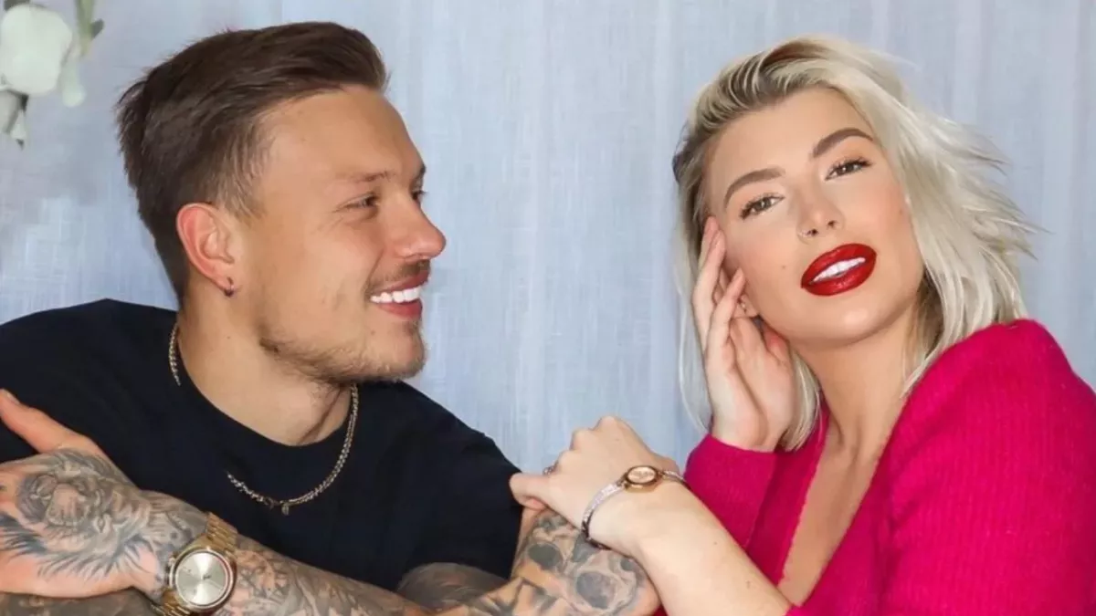 Olivia Bowen Reveals How She Keeps Things Hot With Alex