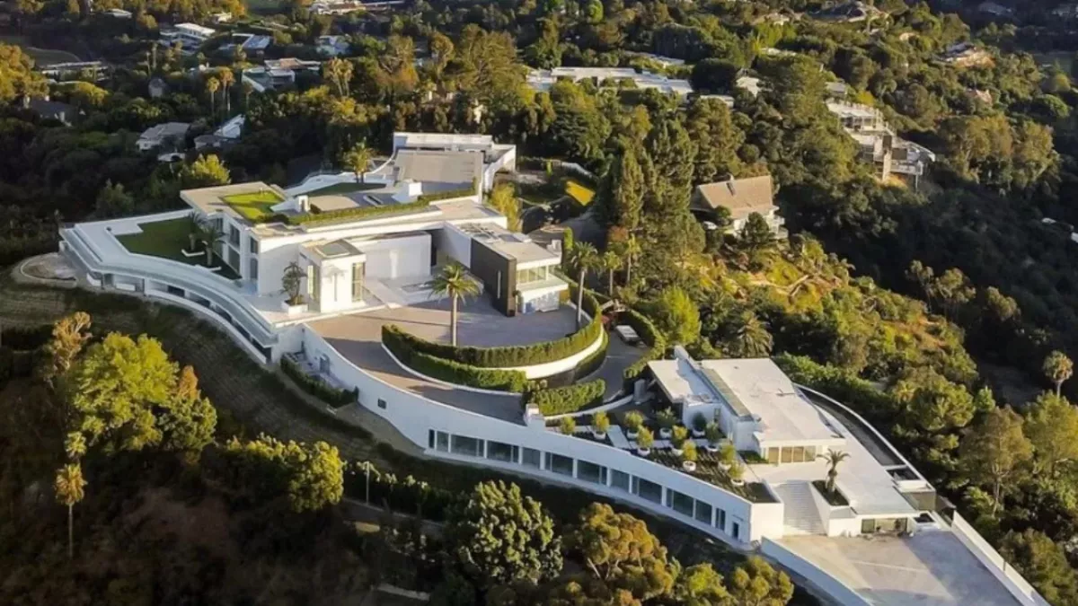 The One is the world's biggest mansion