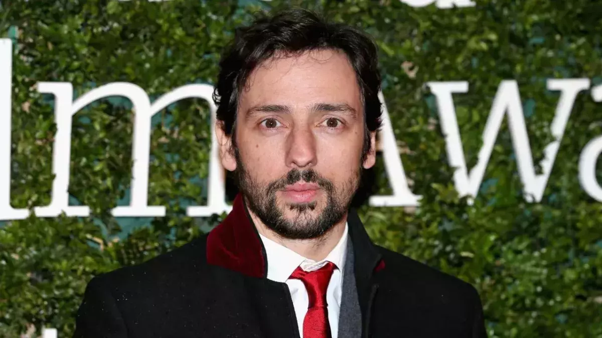 Ralf Little left Death in Paradise