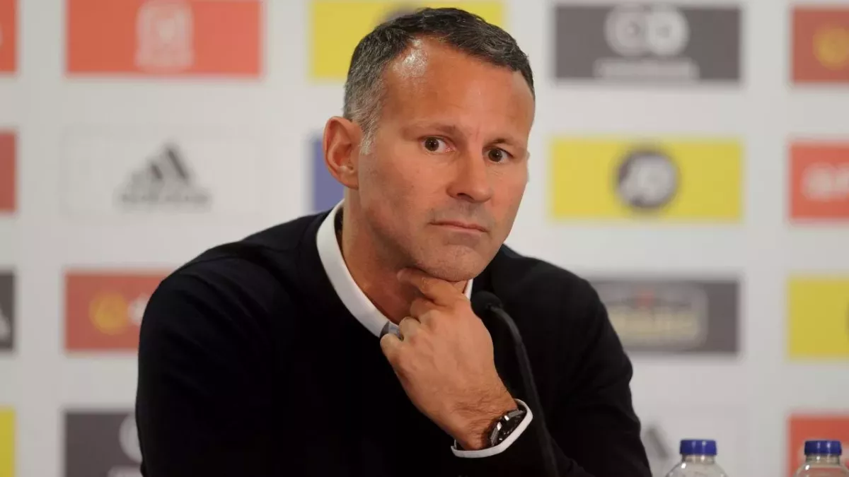 Ryan Giggs dad third time 50 relationships