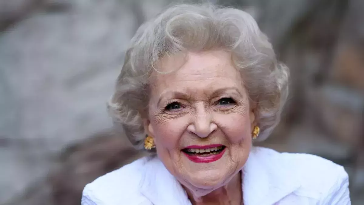 who inherited Betty White's fortune?