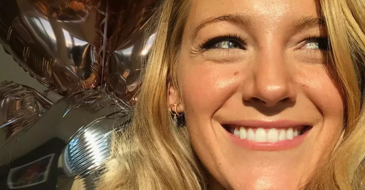 You’ll Never Recognise Blake Lively In Pictures From Her New Film