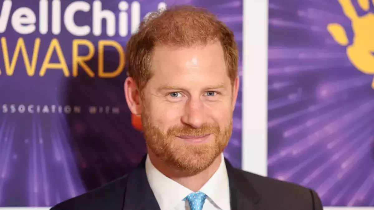 psychic predicts Prince William Harry brothers reunite relationship royal family