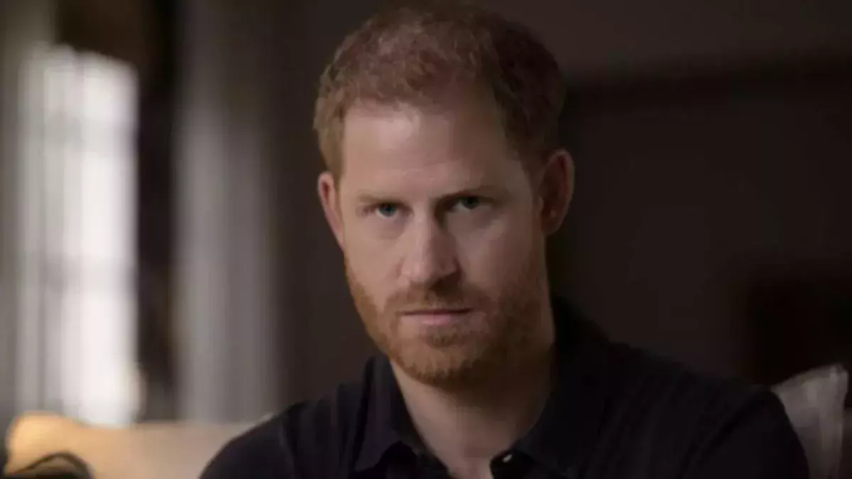 Queen Elizabeth II 'stunned' by Prince Harry's latest betrayal