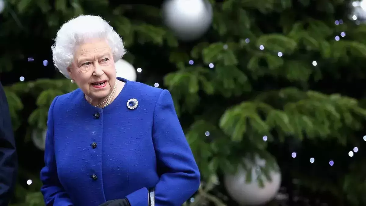 The Queen: A few details you may have missed out on in the new photos