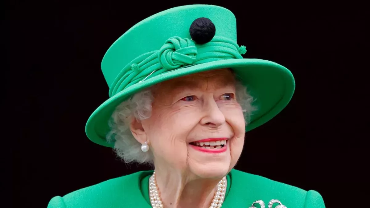 The Queen has an ‘unusual’ way of wearing shoes