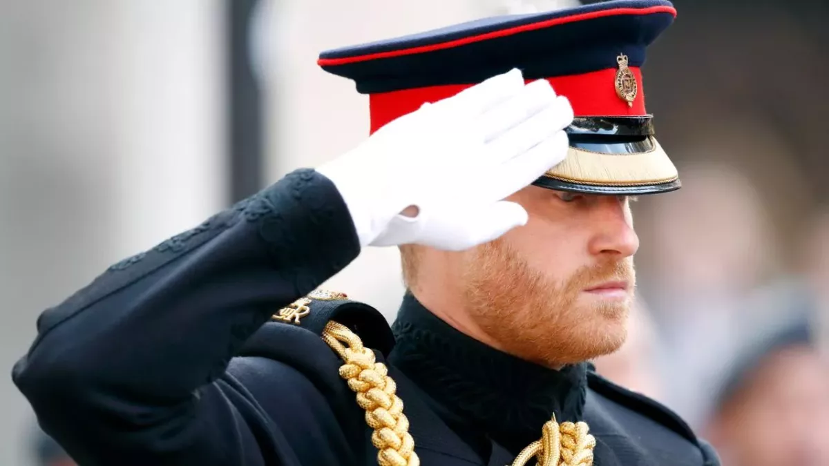 The Queen’s funeral: Why can Prince Andrew wear his uniform but Prince Harry can't? 