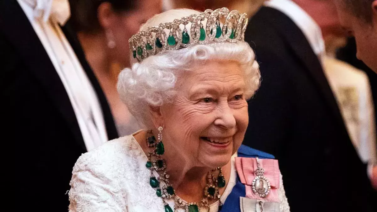 Queen’s overnight hospital stay raises concerns about transparency