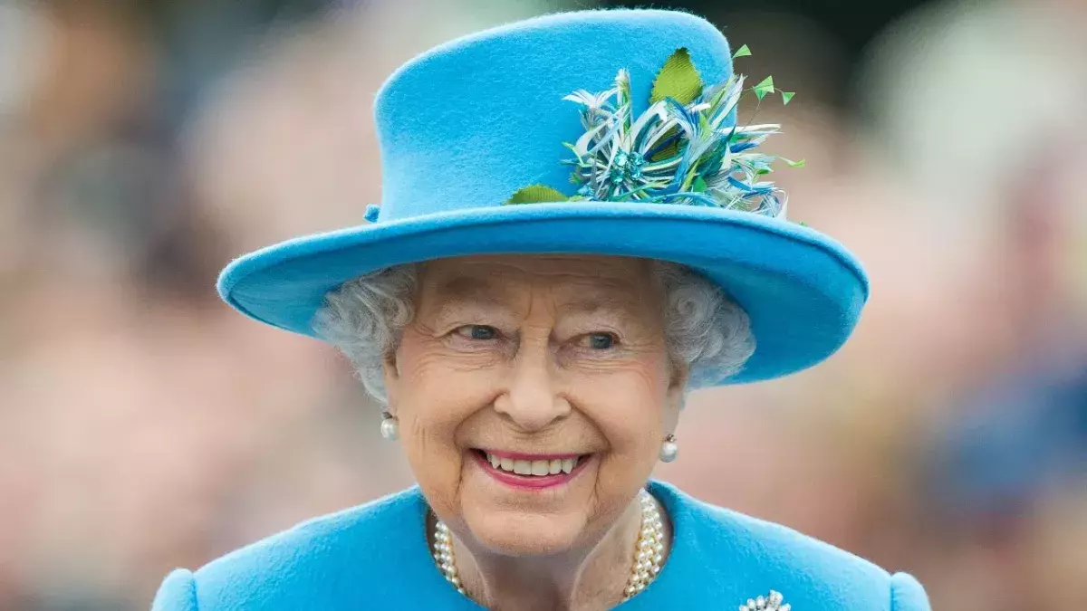 Royal Family: the Queen  has an unusual hobby that has been passed down from generations and is worth millions 