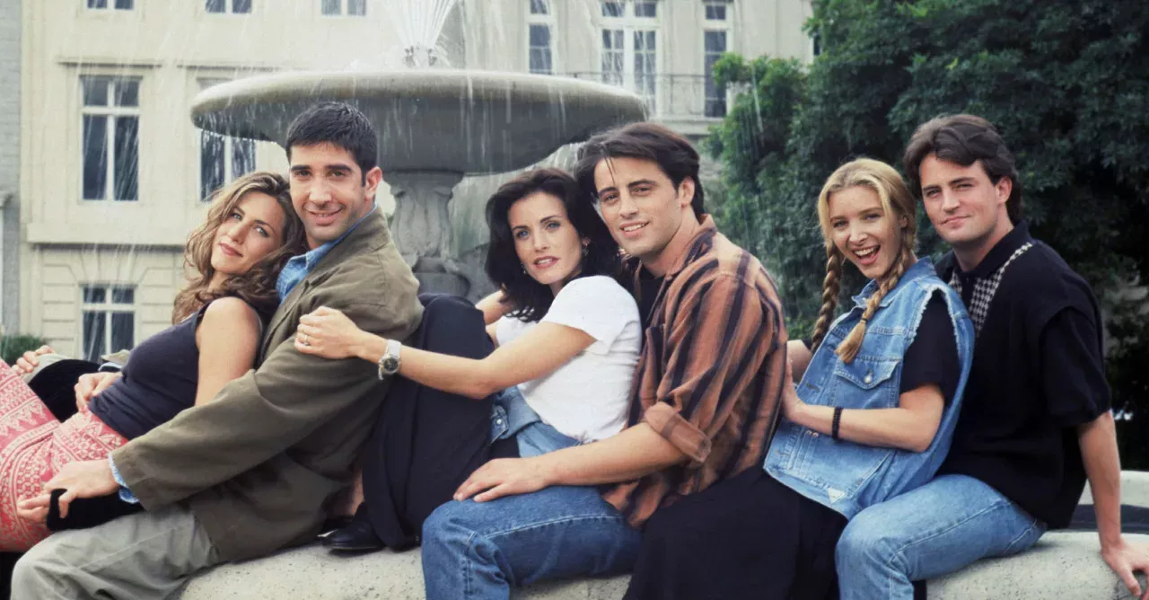 The cast of Friends is returning and we're all excited!