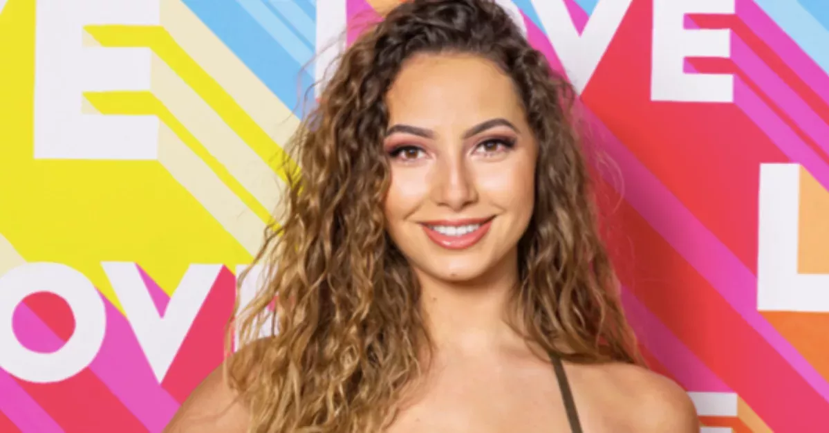 Eva Zapico Does Not Look Like This Anymore