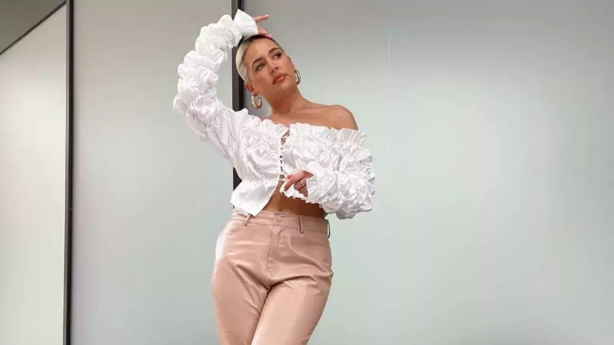 Love Island Contestants