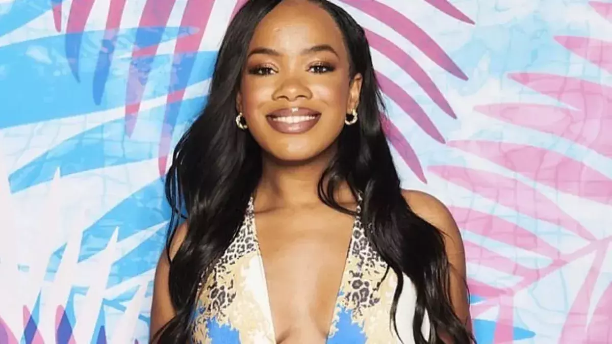 Love Island Contestants