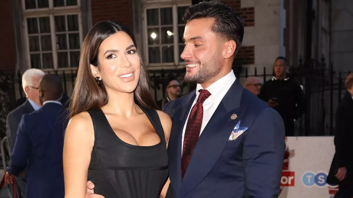 Love Island: Ekin-Su and Davide are now multimillionaires after signing this deal