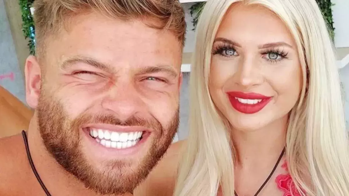 Love Island Jake and Liberty