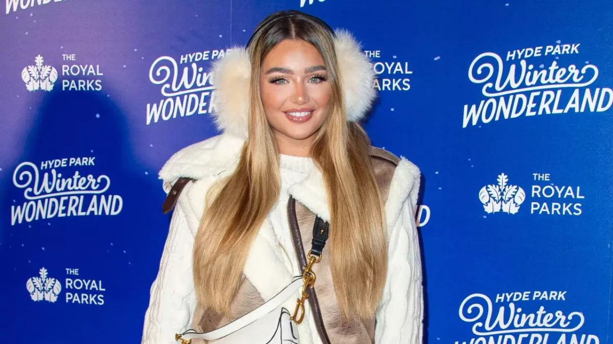 Love Island Lucinda Strafford Zac Nunns Australia 