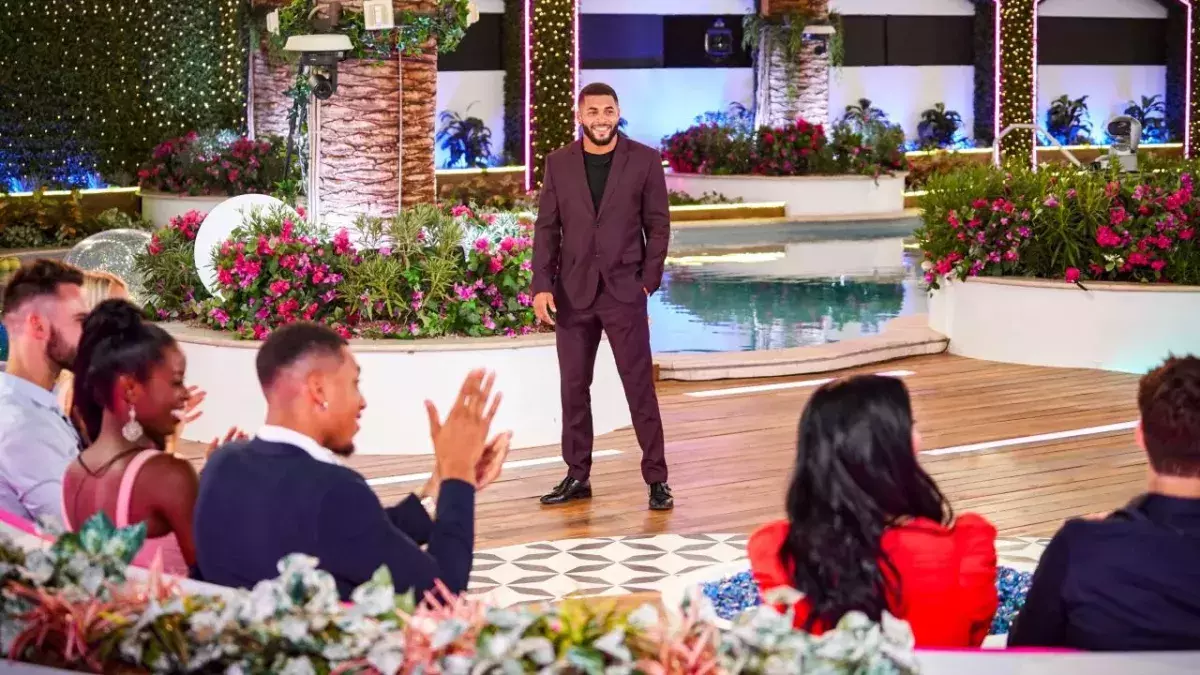 Love Island’s Shannon Singh dumped as she refuses to kiss anyone
