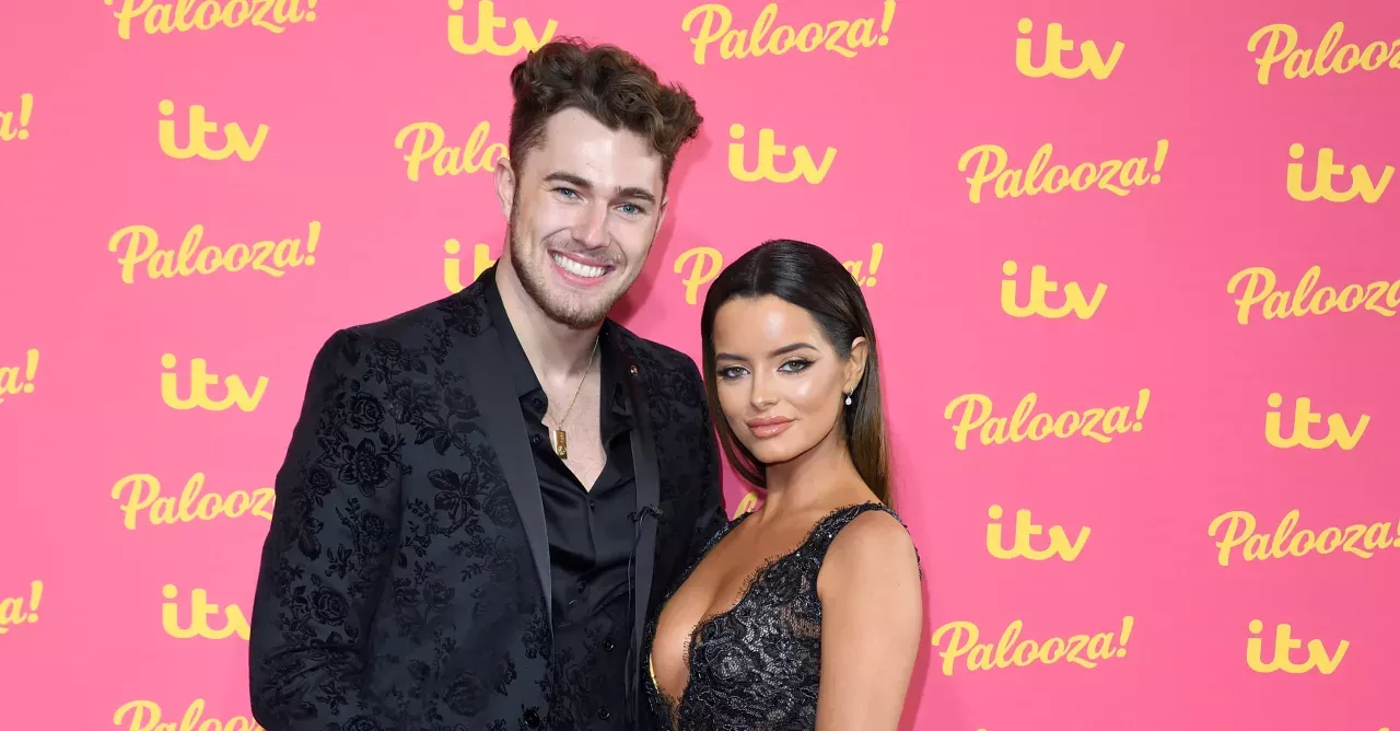 Maura and Curtis have split