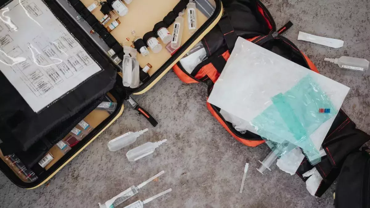 Winter Love Island: Tanya Manhenga rushed to the medics as she tumbles in the villa