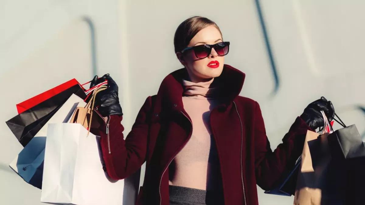 3 most shopaholic zodiac signs