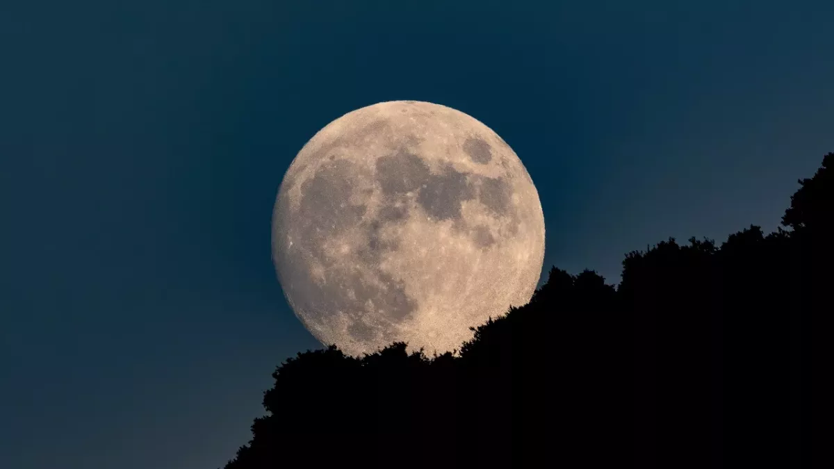 The full moon in Aries on September 29 will tranform these 3 astro ...