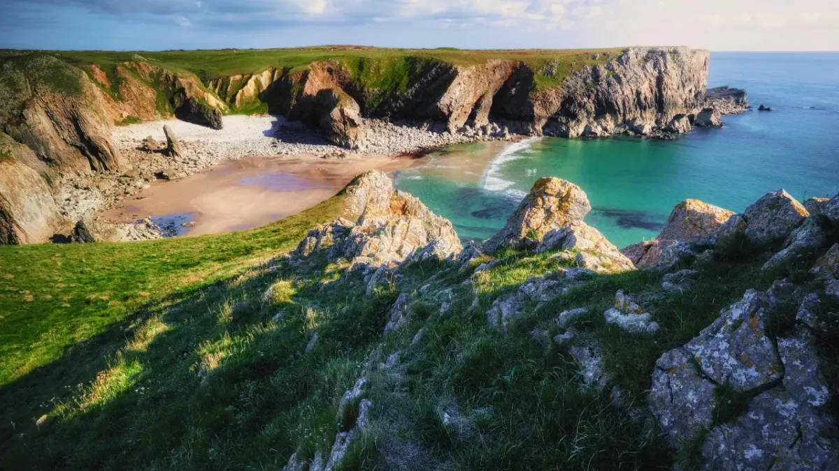 Human bones Dunraven Bay