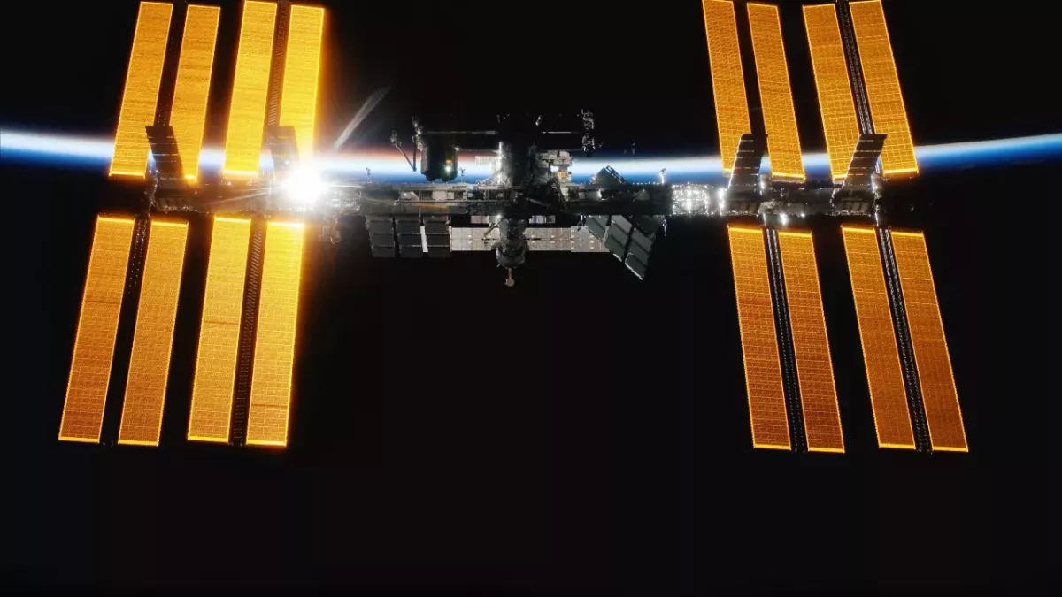 nasa international space station leak danger astronauts