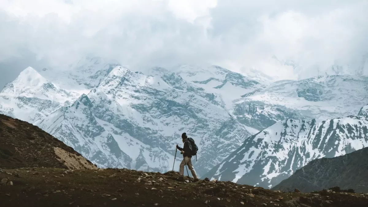 Archeology Himalaya Everest dead bodies skeletons discovery