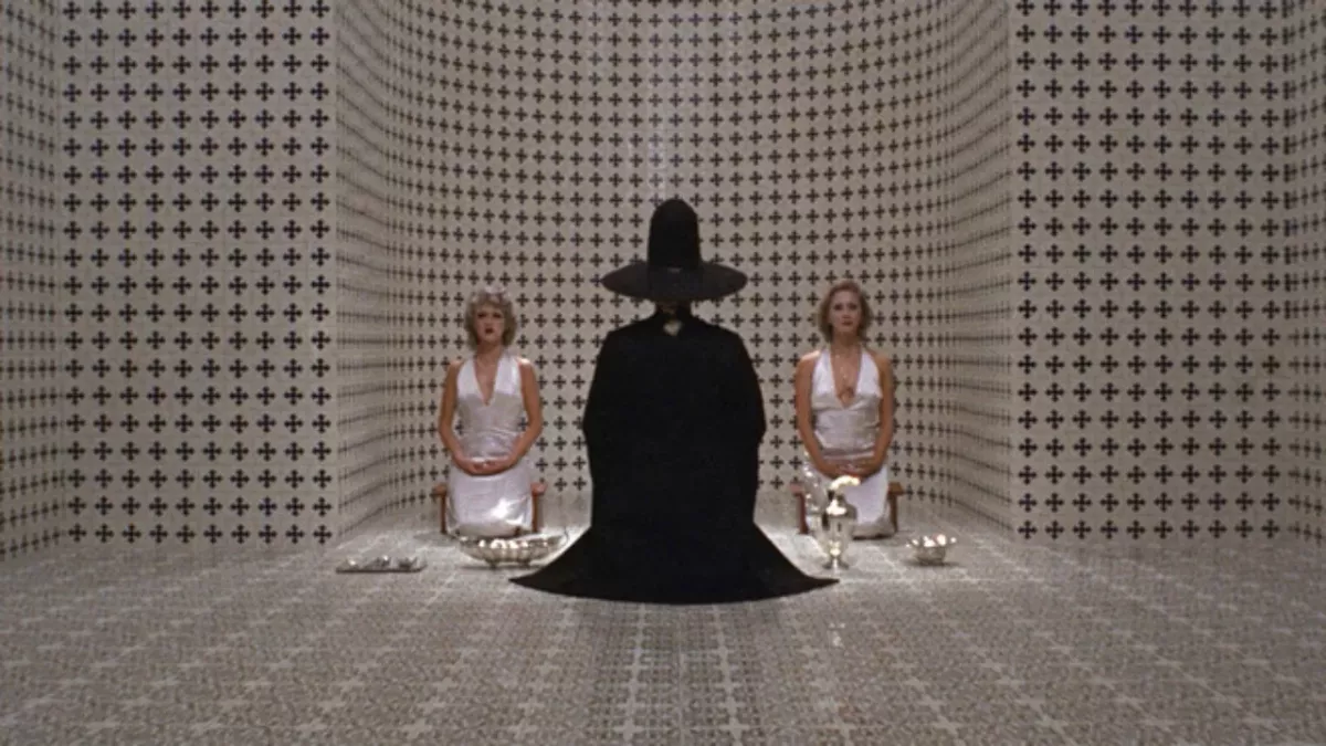 Born into a polygamist cult, this woman shares the craziest rules she had to follow 