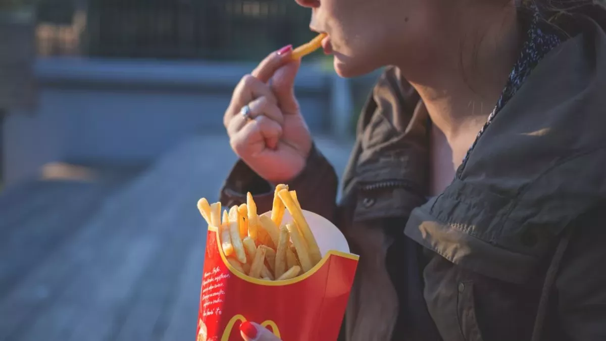 Cold McDonald’s fries provoke 911 call with shocking twist in the end