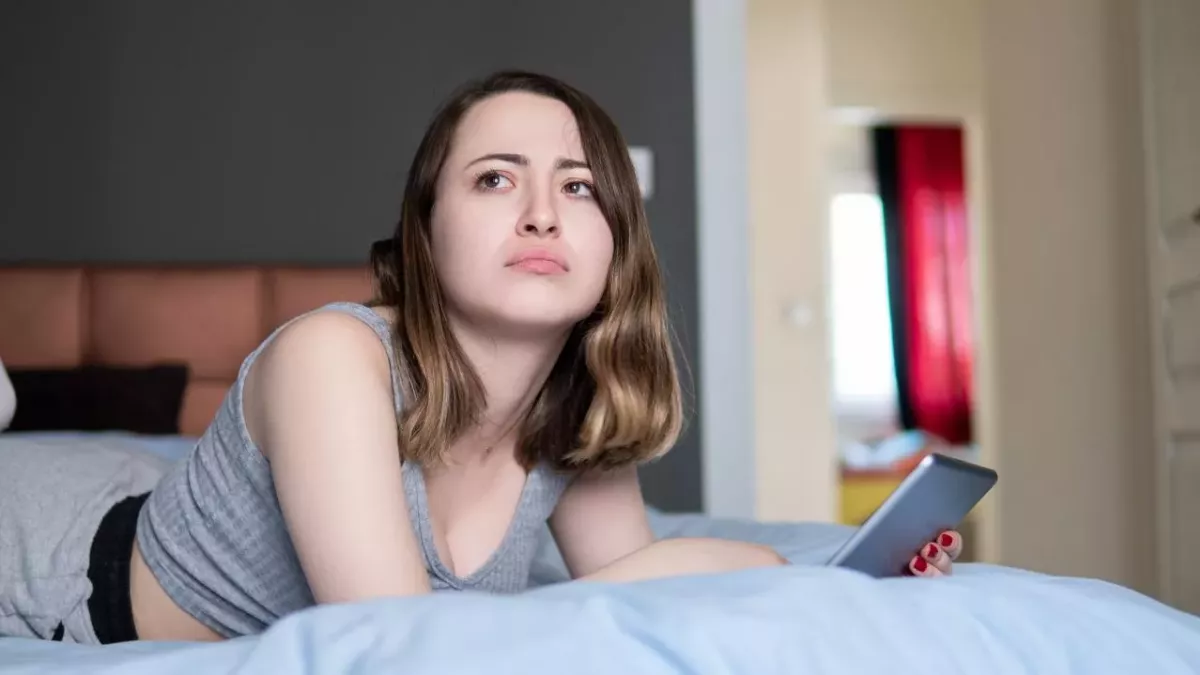Her boyfriend leaked her intimate photos and her response was beautiful
